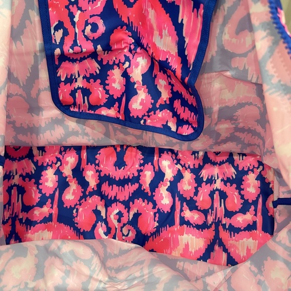 NWOT Lilly Pulitzer Getaway Packable Tote - Picture 6 of 6